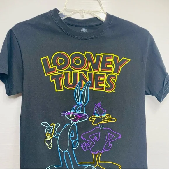 Looney Tunes T-Shirt Size Small Black - Picture 2 of 5